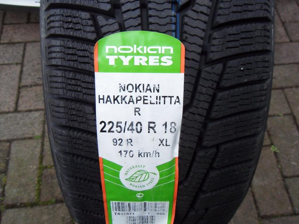 Резина нокиан 18. Колесо Hakkapeliitta 7 225 40 r18. Nokian Hakkapeliitta Nr 09. Колесо Hakkapeliitta 7 225 40 r18 Красноярск.