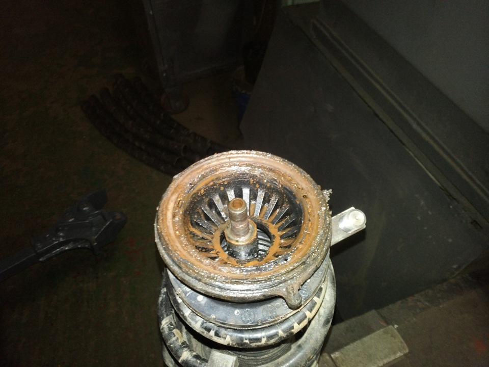 Фото в бортжурнале Ford Galaxy (Mk III)