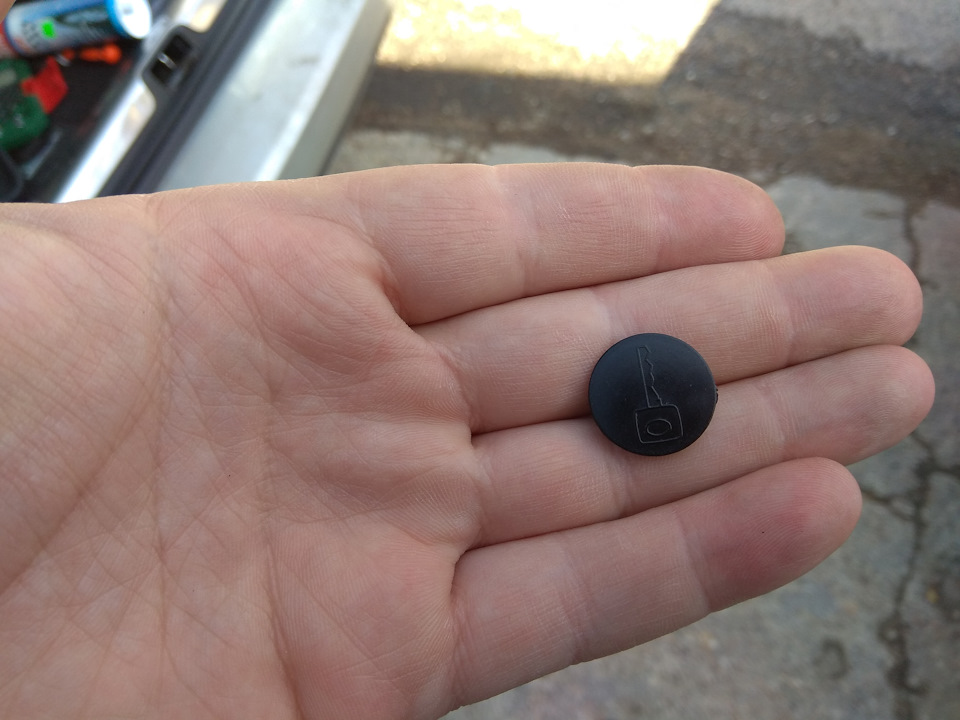 A2107660056 — Citroen C5 (2G). Запчасти на фото: A2107660056