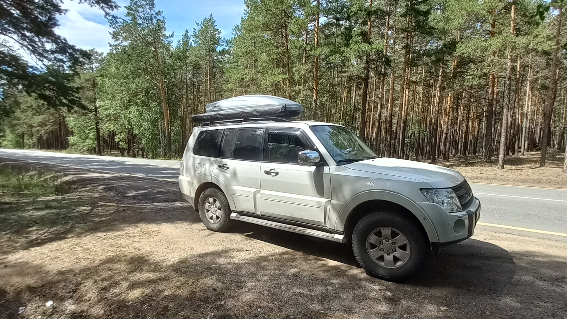 Mitsubishi Pajero (4G) 3.0 бензиновый 2008 | V3.0 Adventure travel на ...