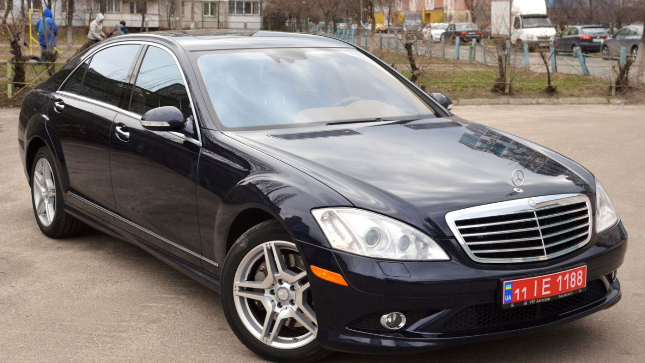 Mercedes-Benz S-Class (W221) 5.5 бензиновый 2008 | 5.5 л. 4-Matic на DRIVE2