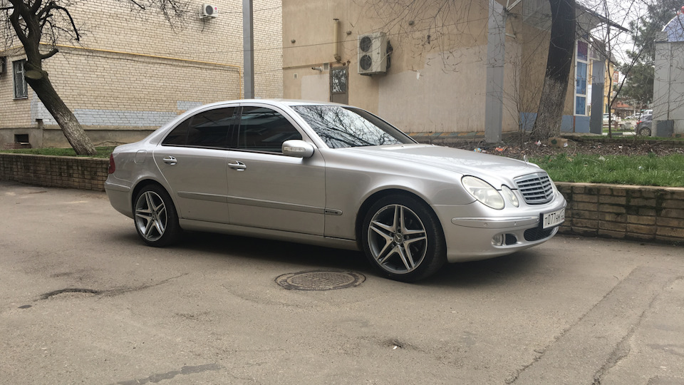 brake wear visit — MercedesBenz Eclass (W211), 2,7 л, 2004