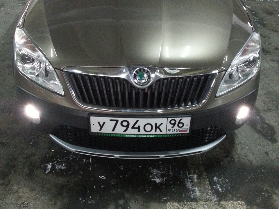 Оригинальные светодиодные ходовые огни — Skoda Roomster Scout, 1,2 л ...