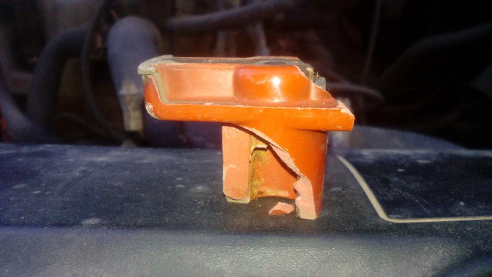 Замена бронепровода, бегунка трамблёра, крышка трамблёра на Volkswagen ...