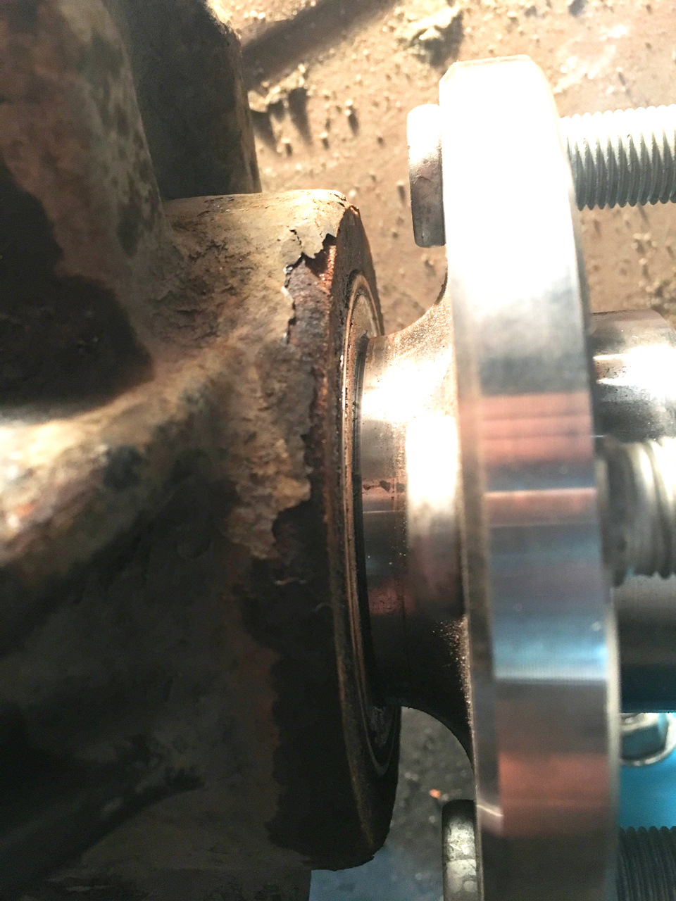 подшипник вровень с кулаком — Ford S-Max (1G)