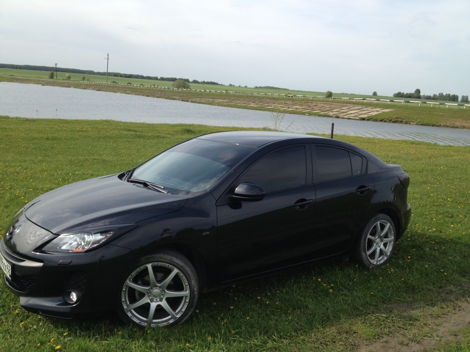 3 черный. Mazda 3 черная. Mazda 3 черная седан. Мазда 3 2012 черная. Мазда 3 2011 черная тонированная.