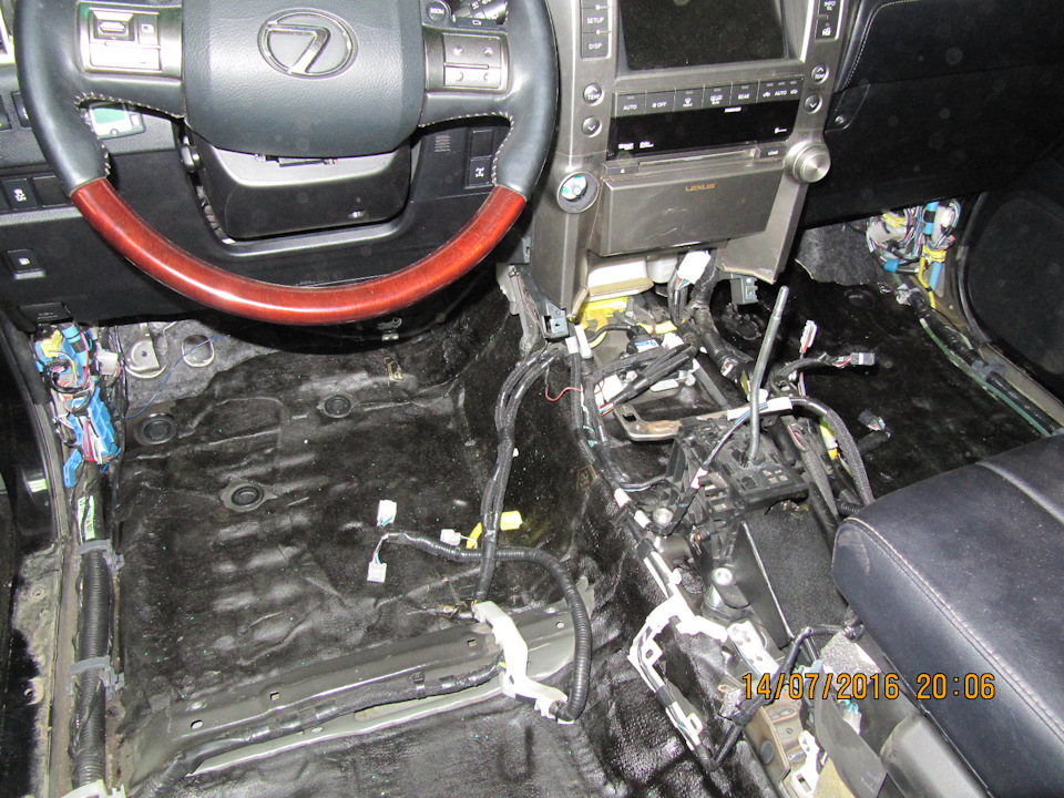 Фото в бортжурнале Lexus GX (URJ150)