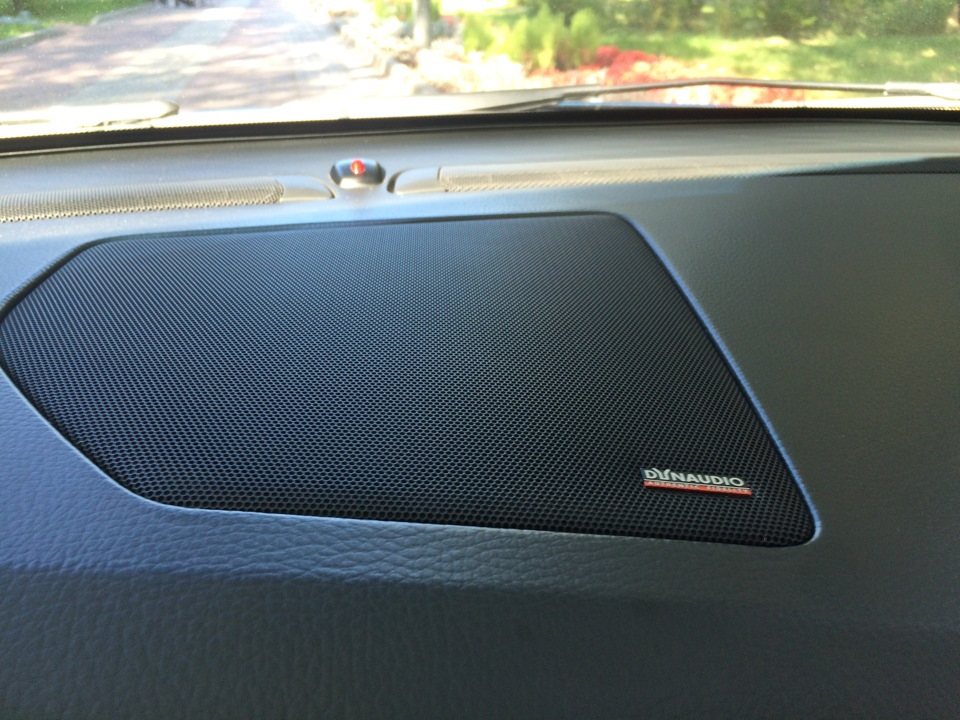 #4. Проточка тормозных дисков, эмблема "лось", dynaudio, телефон ...