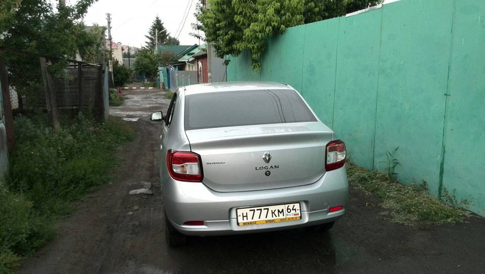 Тонировка "Чёрное зеркало" на Logan — Renault Logan (2G), 1,6 л, 2015 ...