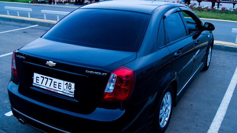 Chevrolet Lacetti седан черный тюнинг