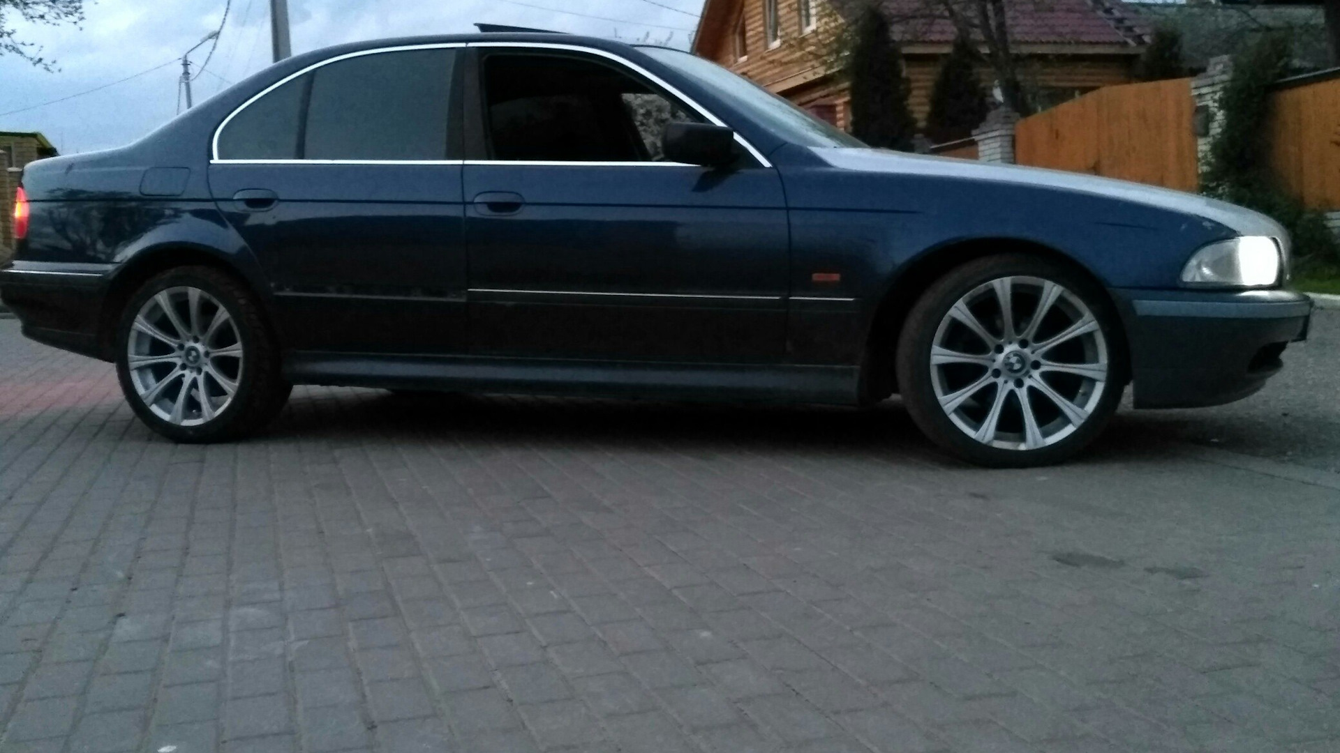 BMW 5 series (E39) 2.0 бензиновый 1997 | 520i little big на DRIVE2