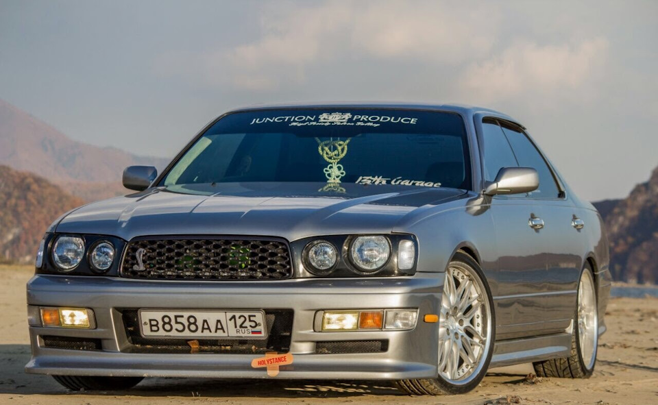 Nissan Cedric JDM