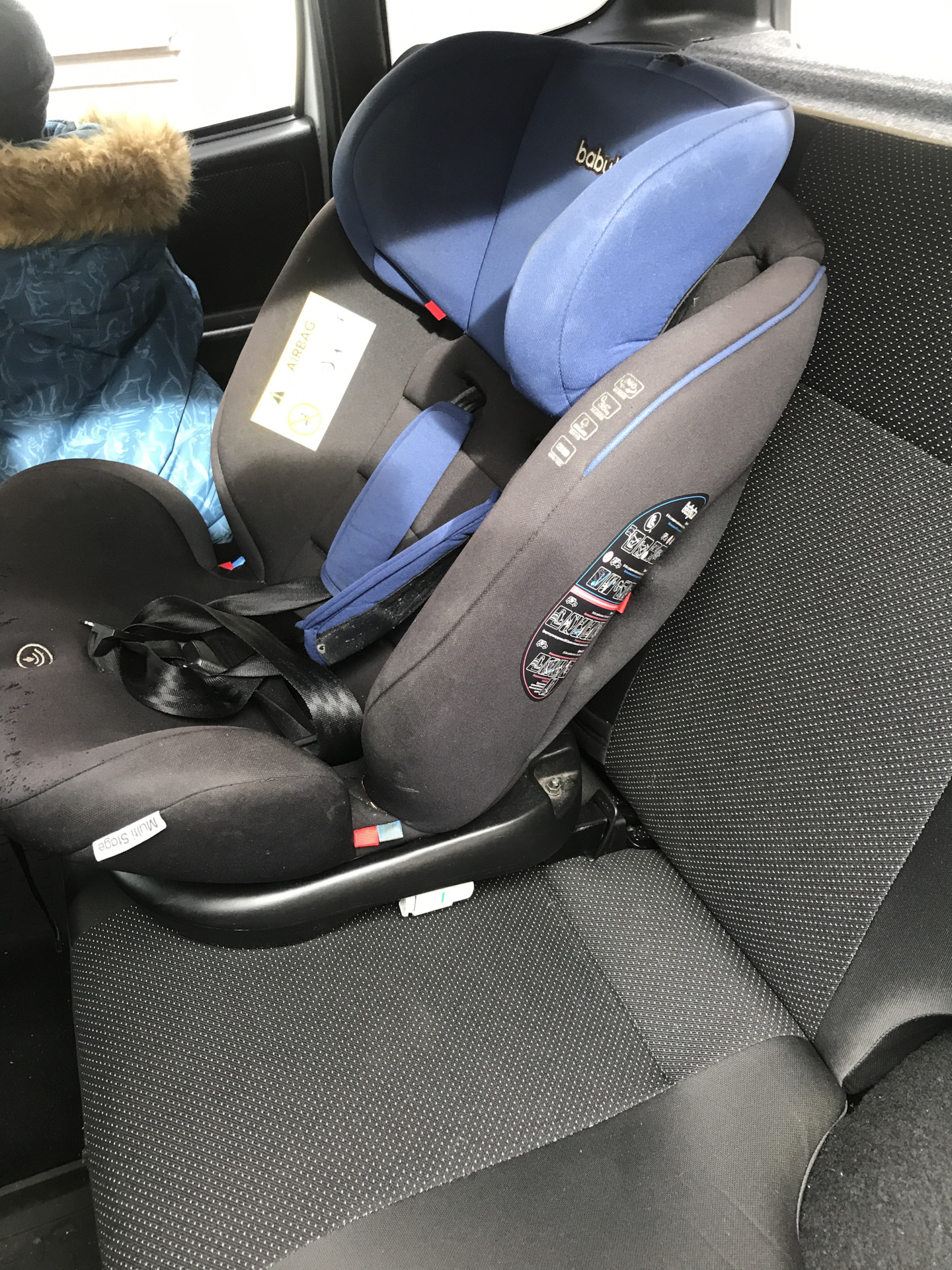 Isofix крепление для детского кресла — Chevrolet Niva GLX, 1,7 л, 2015 года  | аксессуары | DRIVE2