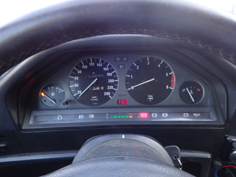 установка вольтметра в панельку — BMW 3 series Touring (E30), 2,4 л ...
