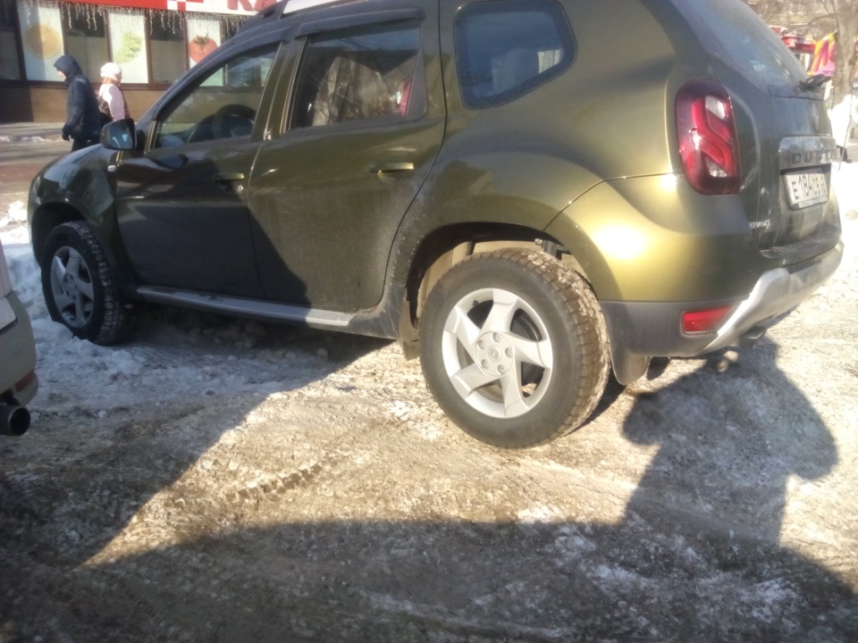 Одно из преимуществ. Клиренс — Renault Duster (1G), 2 л, 2015 года ...