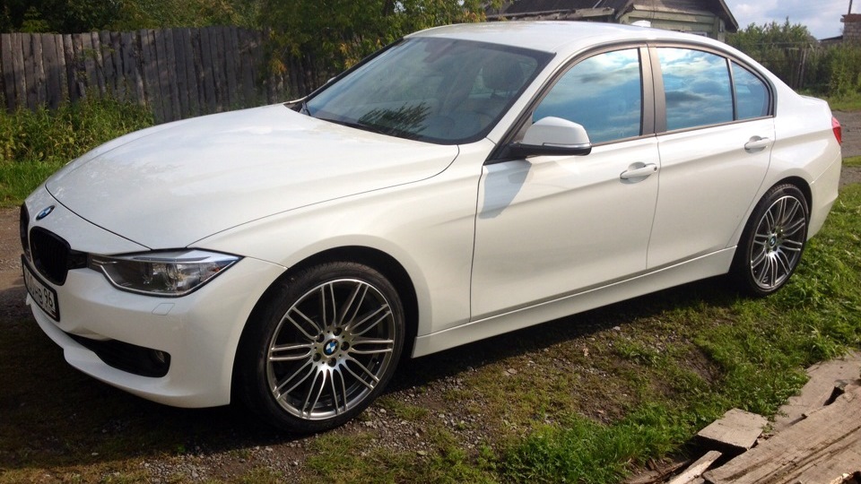 BMW 3 series (F30) 2.0 ???????????????????? 2013 | 320i TWIN TURBO WHITE ???? DRIVE2