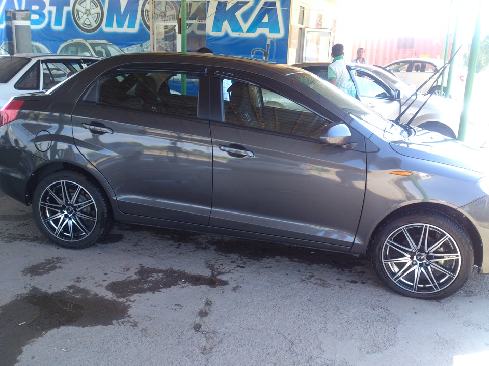 17диски с резиной kumho ecsta 215/45 — ЗАЗ Forza, 1,5 л, 2013 года ...