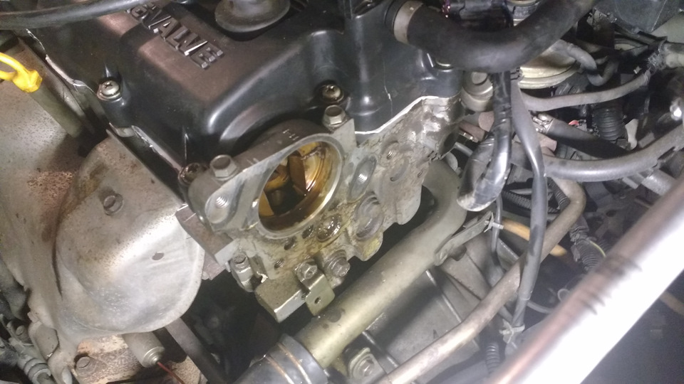 Последствия течи масла — Nissan Pulsar (N15)