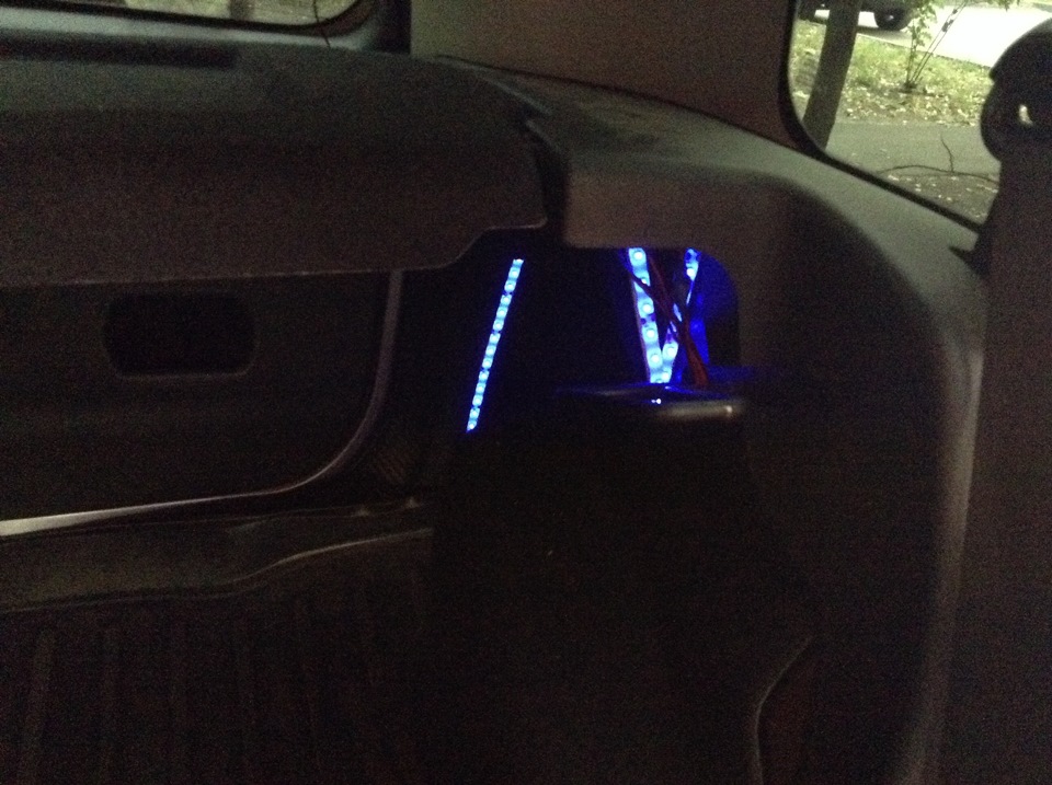 Подсветка в такт музыки — Ford Fusion, 1,6 л, 2007 года | электроника ...