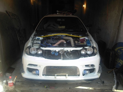 Photo of the engine compartment  - Toyota Caldina 20L 2000