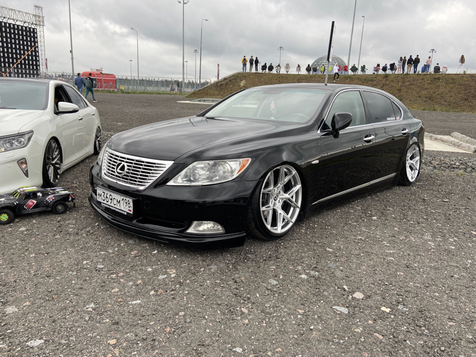 4b3KGprBY33pkFa067Csb4QohNI-960.jpg