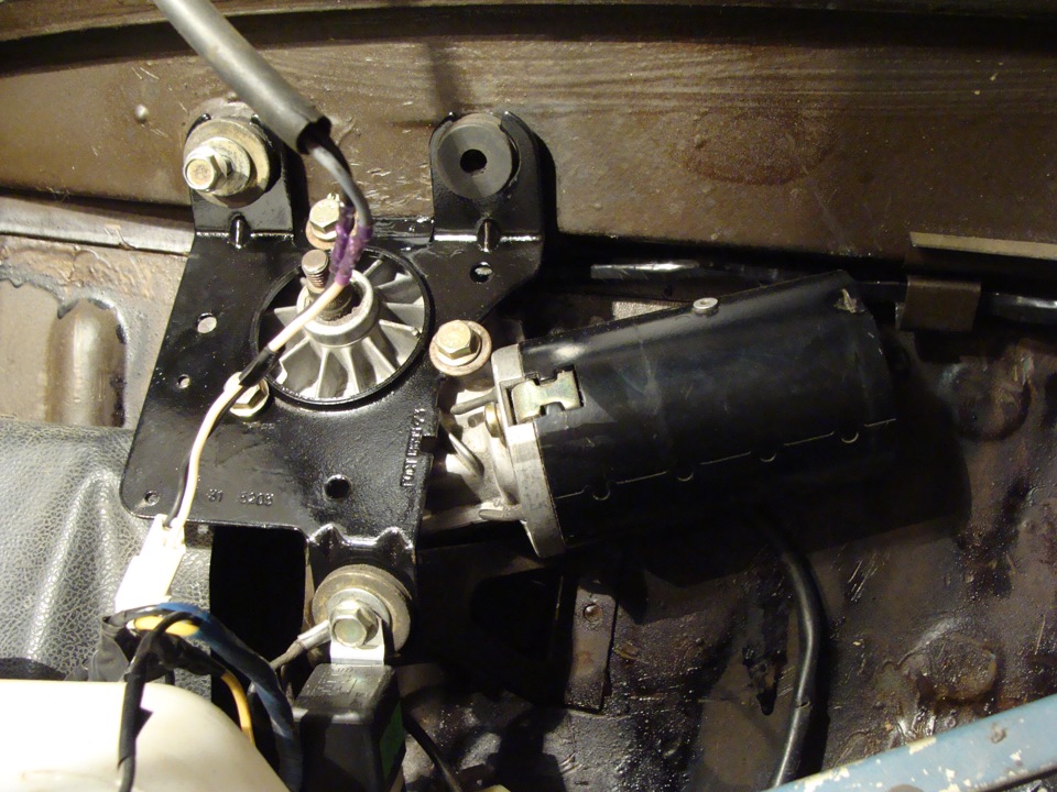 AUDI-расширительный бачек, BMW-мотор дворников, Волжский сигнал ...