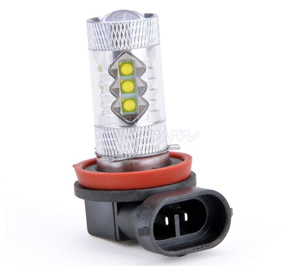 Параллельно воткнул в ПТФ светодиодные лампы — BMW 3 series (E90)