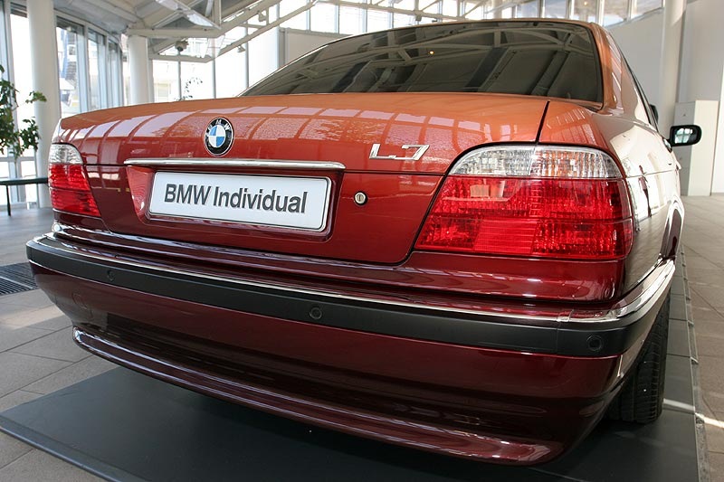 Bmw E38 By Karl Lagerfeld Drive2