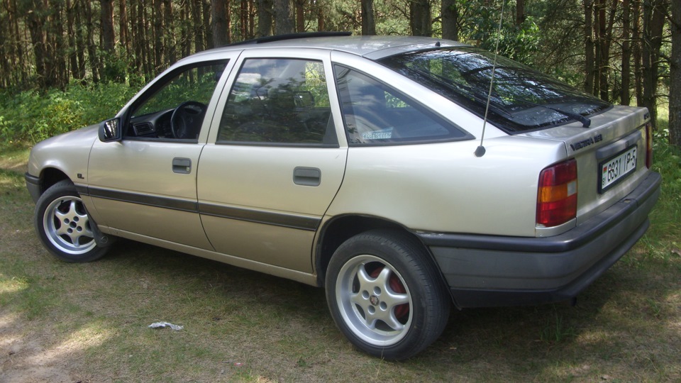 Opel Vectra A 1.6 бензиновый 1991 | на DRIVE2