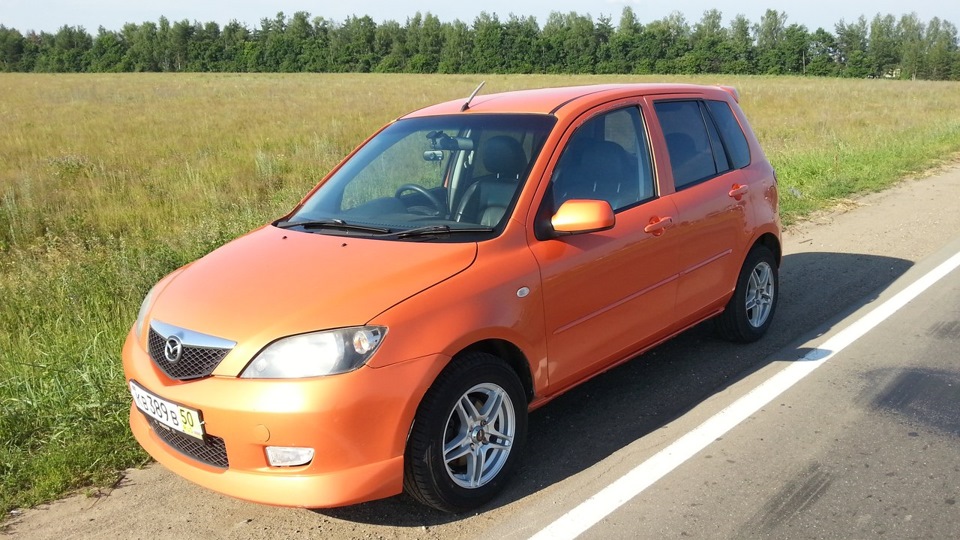 2 2004 год. Mazda 2 2004. Мазда Демио 2. Мазда 2 Демио 2004. Demio 2007.