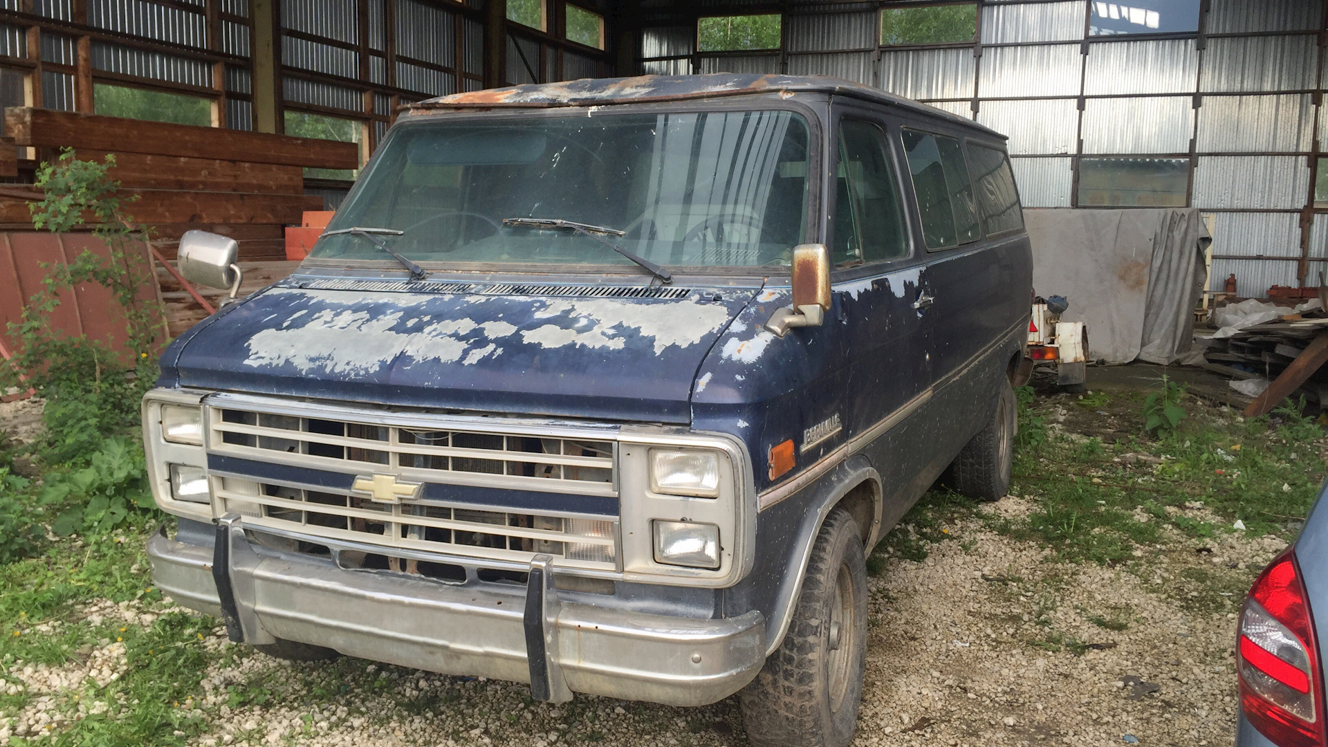 Chevrolet chevy van 1989