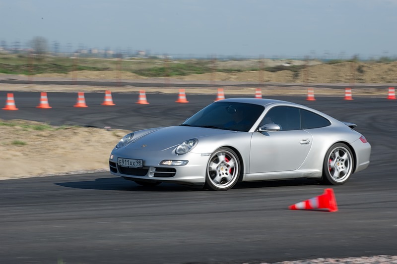 Test your Porsche. Автодром "Шушары" — Porsche 911 (997), 3,6 л., 2005 ...