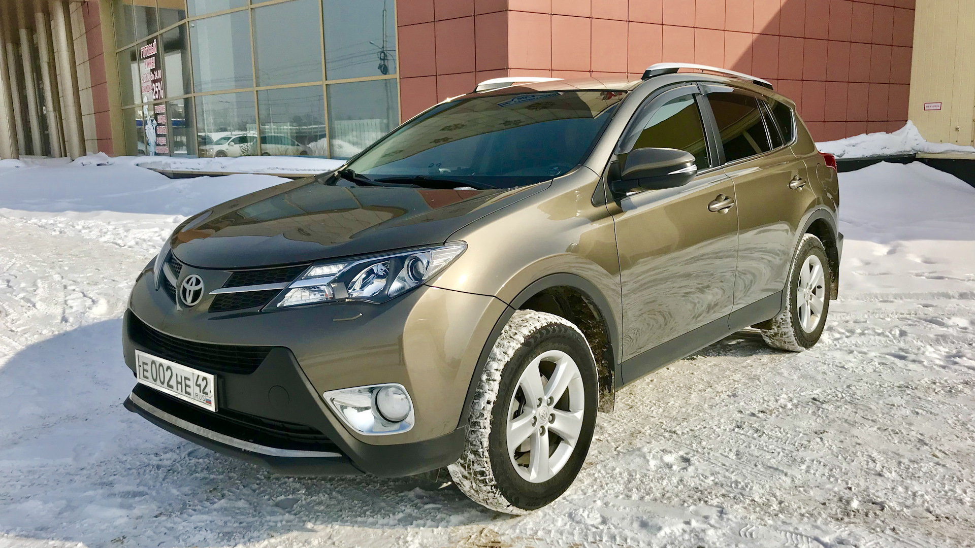 Toyota RAV4 (IV) 2.5 бензиновый 2013 | 🇯🇵Бронзовый Японец на DRIVE2