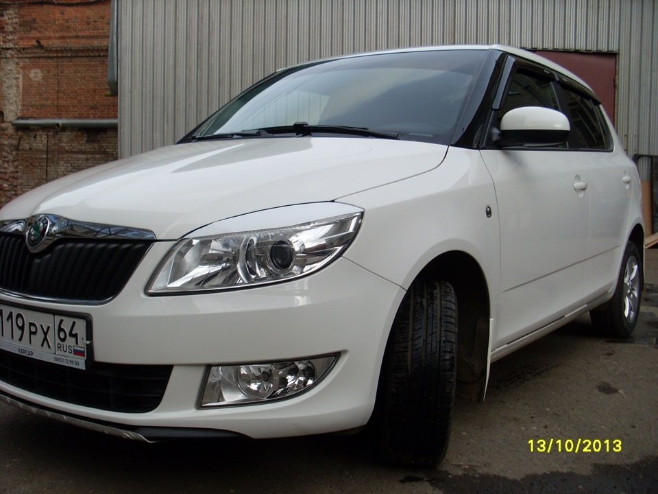 Как разобрать фару шкода фабия реснички на фары - Skoda Fabia Mk2, 1,2 л, 2011 года тюнинг DRIVE2