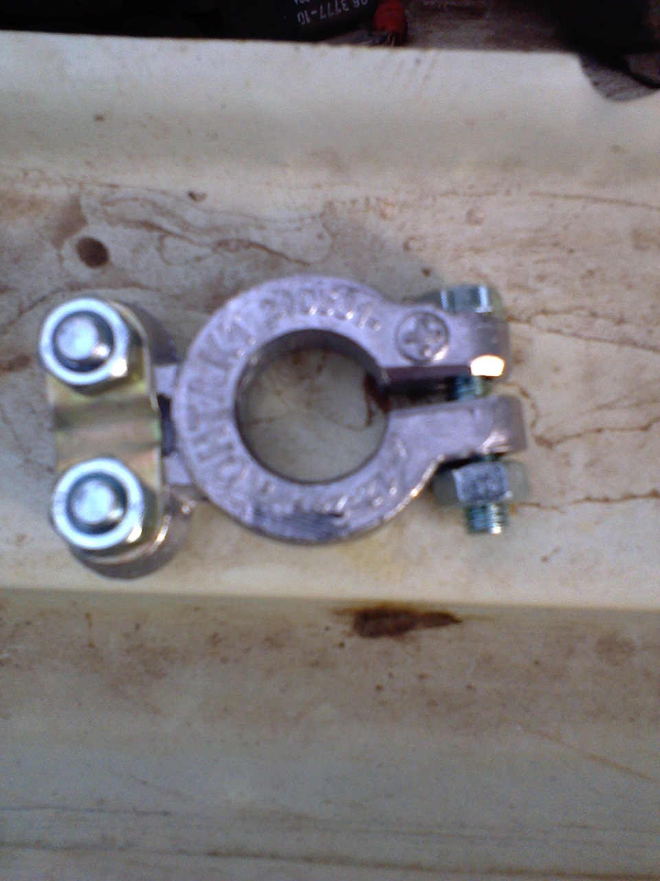 Снова замена клемм аккумулятора. Завод выпускает-мы мучаемся! — Lada ...