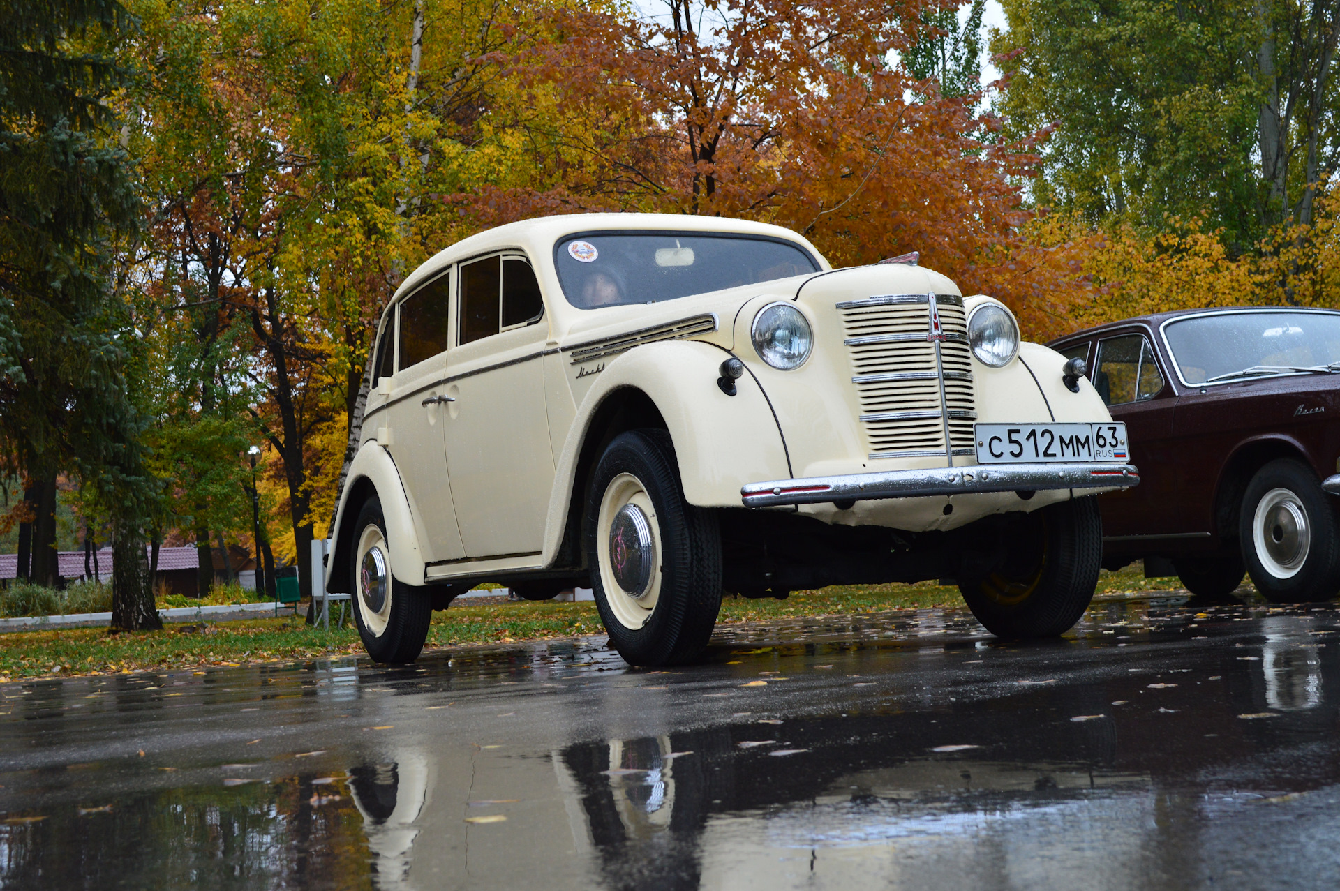 Автомобиль 400