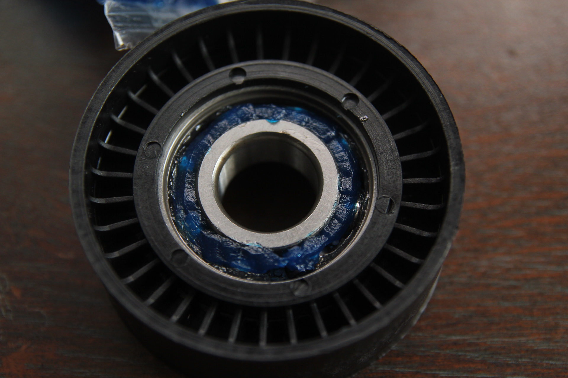 Натяжной ролик на Opel Corsa 1.3 dtj от ГАЗели/Волги — Opel Corsa D, 1 ...