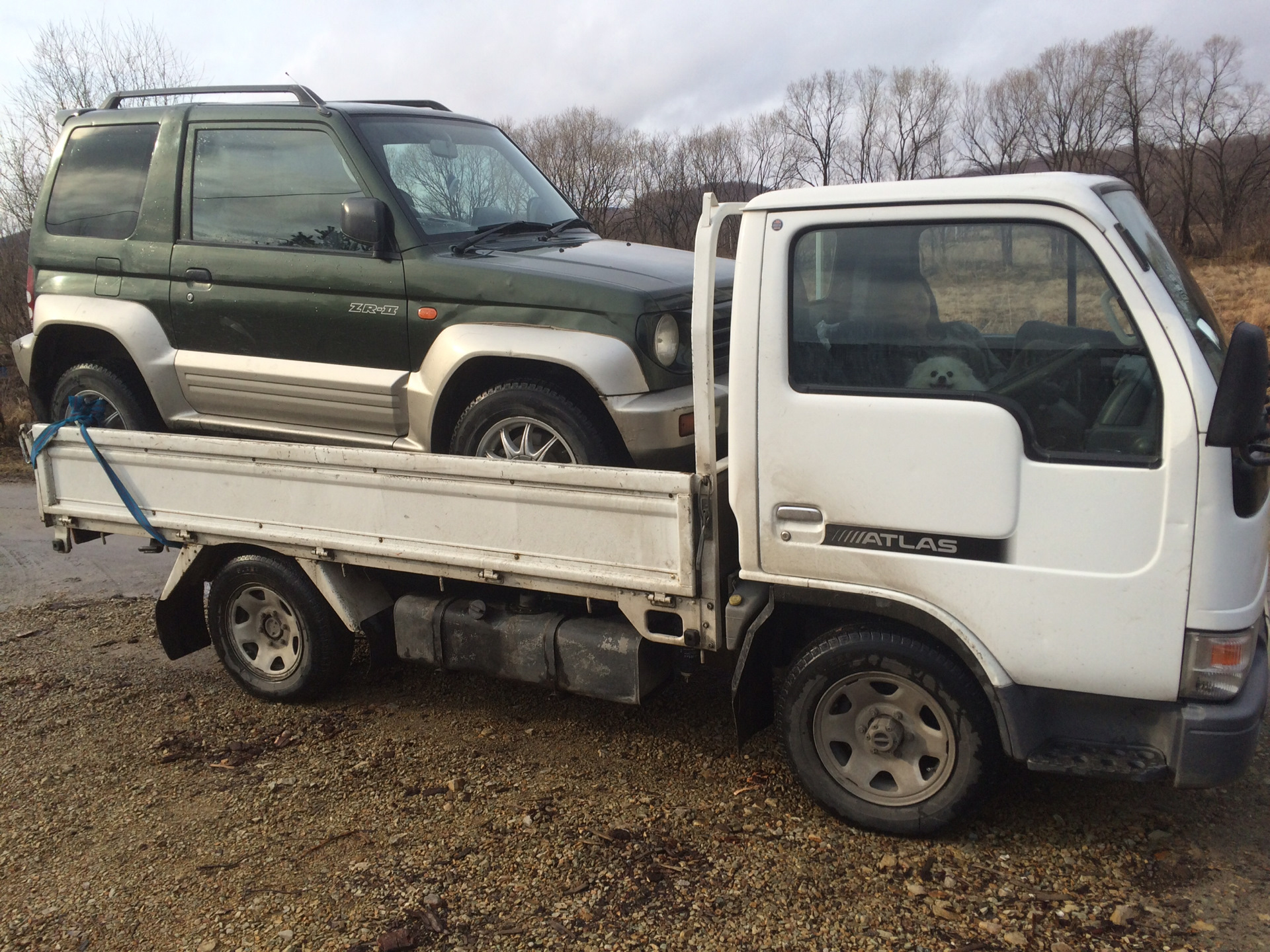 Запчасти митсубиси джуниор. Mitsubishi Pajero Junior 1.1. Mitsubishi Junior аналог. Паджеро Джуниор фото. Распорка Паджеро Джуниор фото.