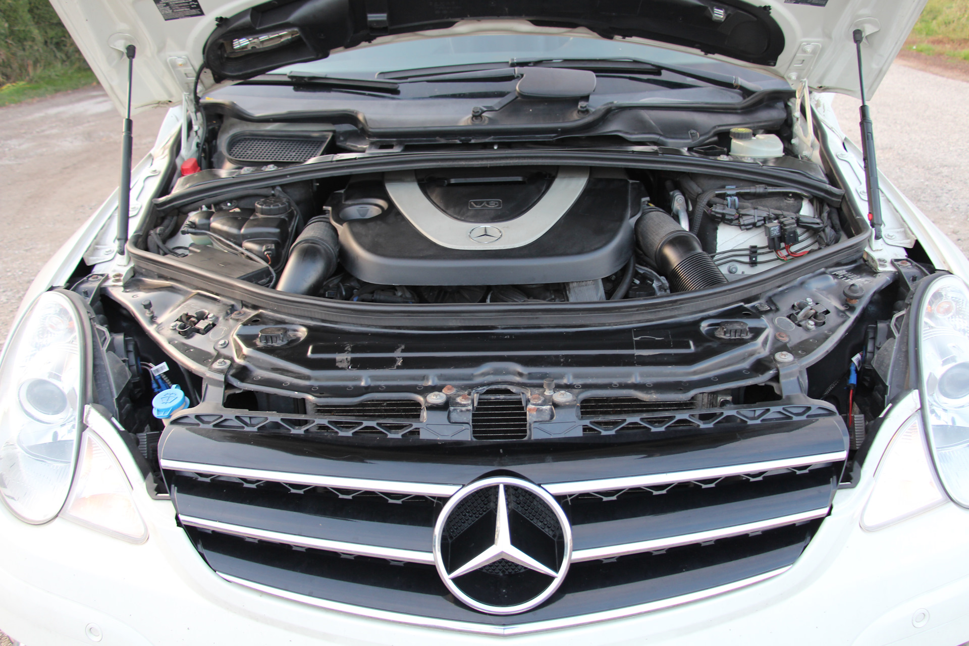 Service d mercedes r350 Service d mercedes r350