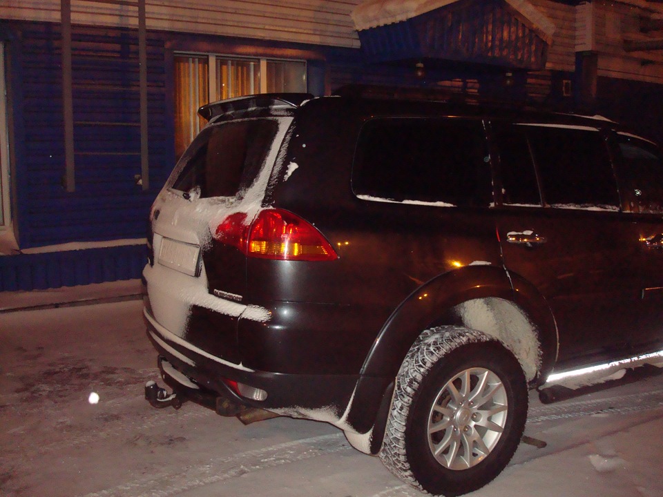 спойлер pajero sport 2