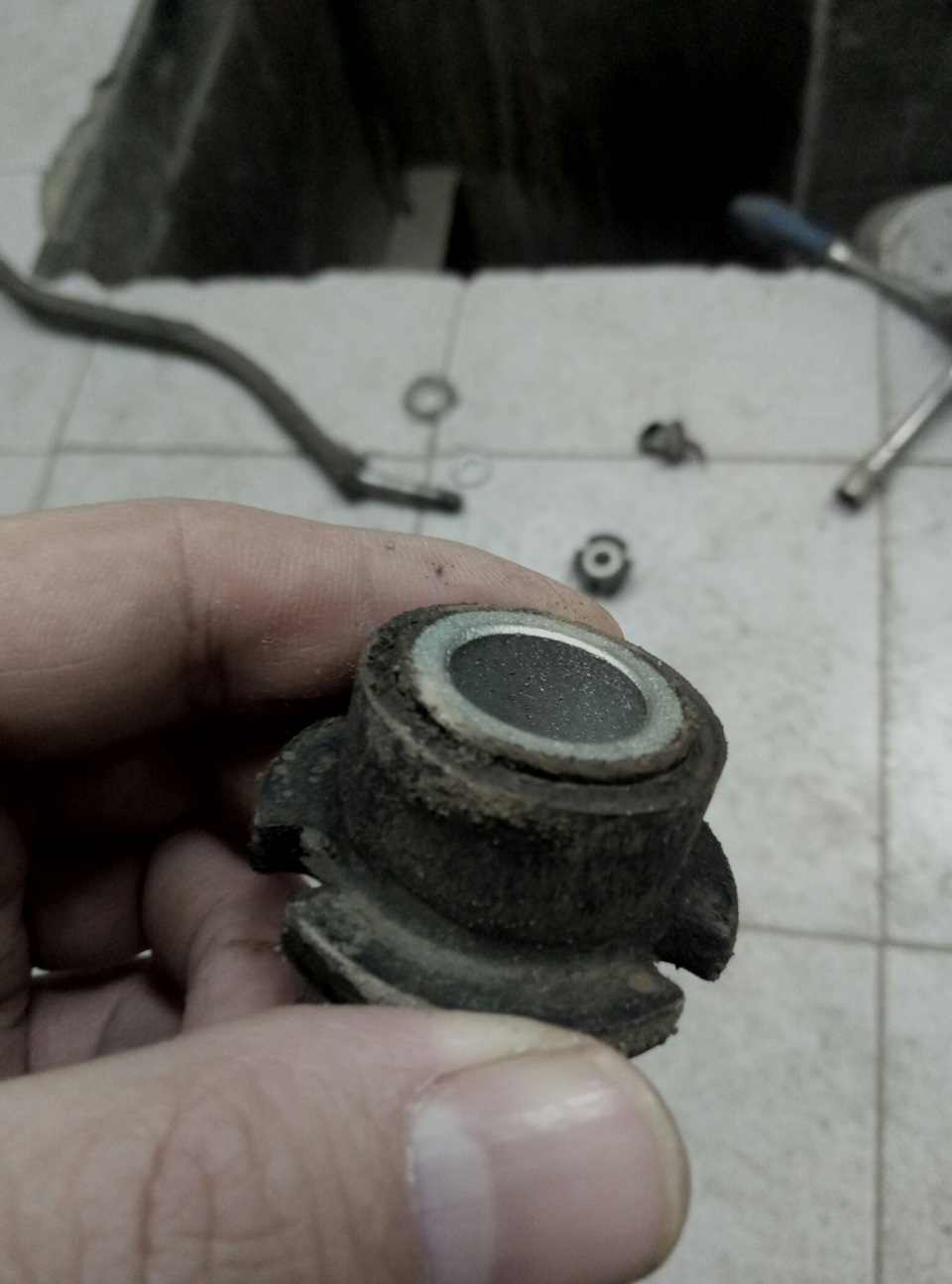 Замена стабилизаторов и ромашек — Lada Калина 2 хэтчбек, 2014 года ...