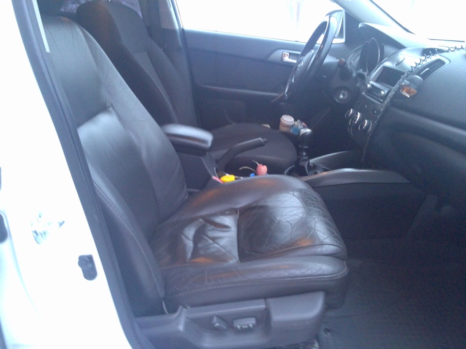 Меняю сиденье — KIA Cerato (2G), 1,6 л, 2011 года | тюнинг | DRIVE2