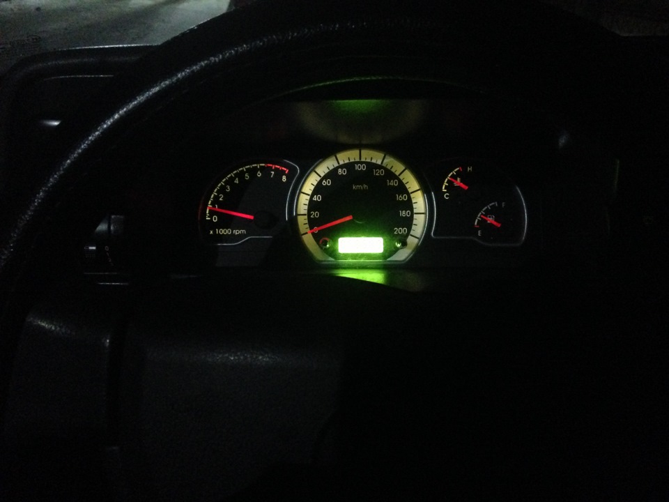 Проблема.Приборка светится тускло. — Daewoo Nexia (2G), 1,5 л, 1997 ...