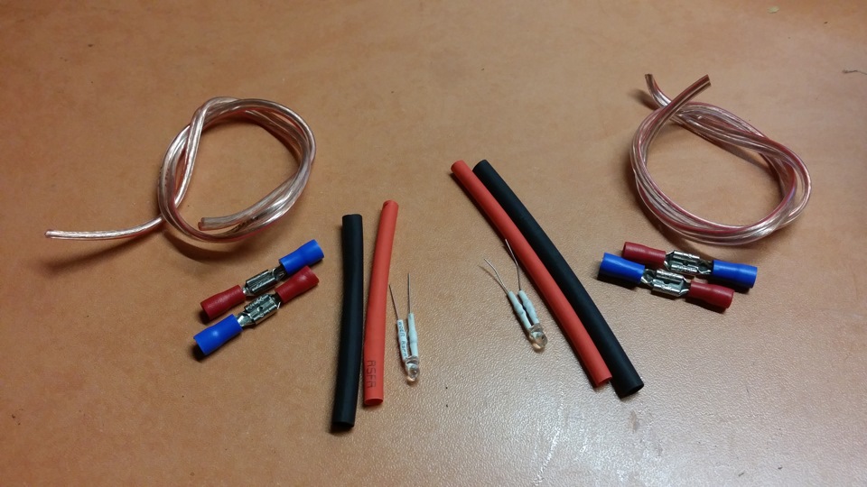 4bb2072s 960 Как называются огоньки на крыльях авто