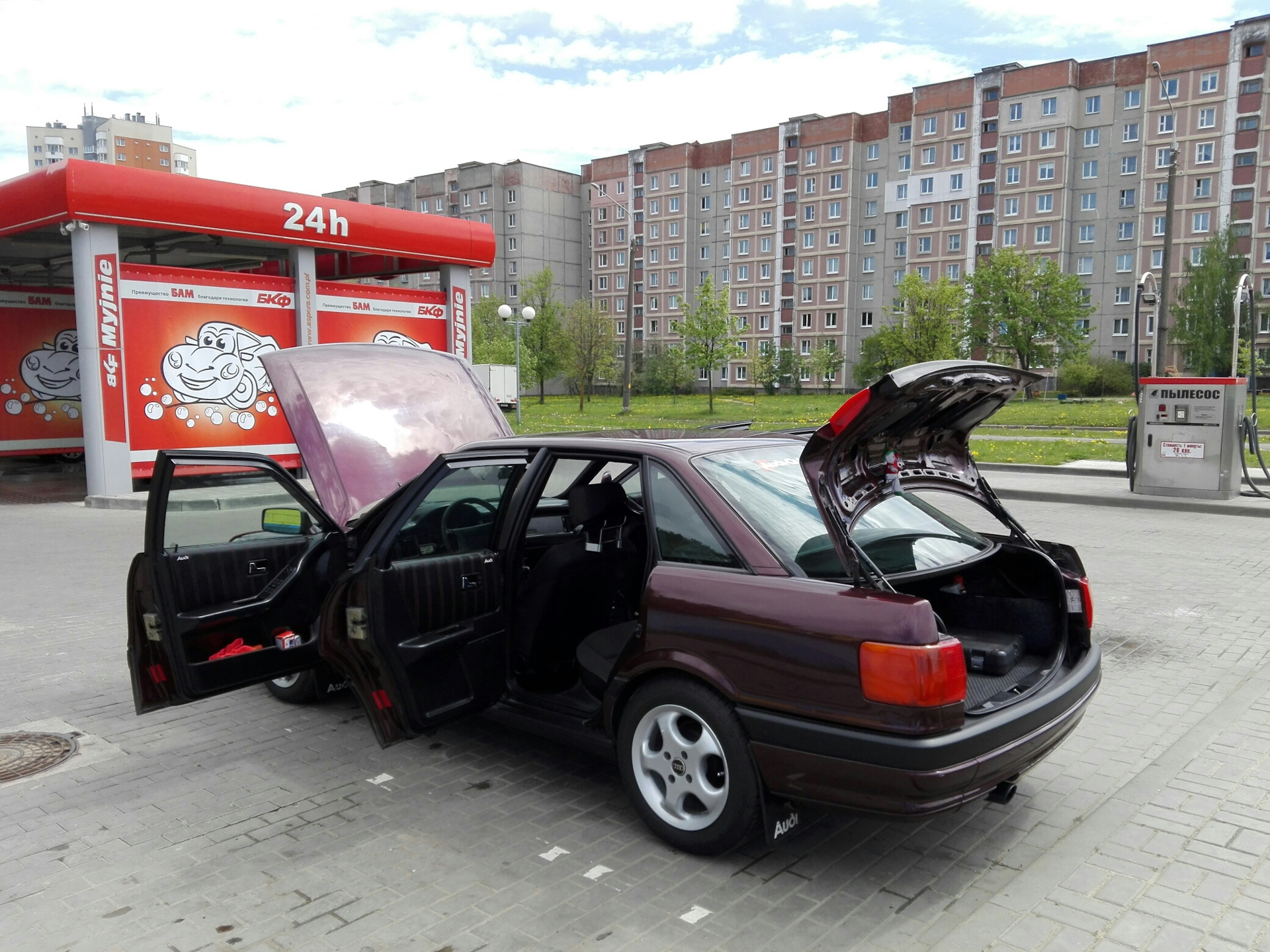 Запах бензина-выхлопа в салоне. Что может быть. — Audi 80 (B3), 1,8 л, 1991  года | поломка | DRIVE2