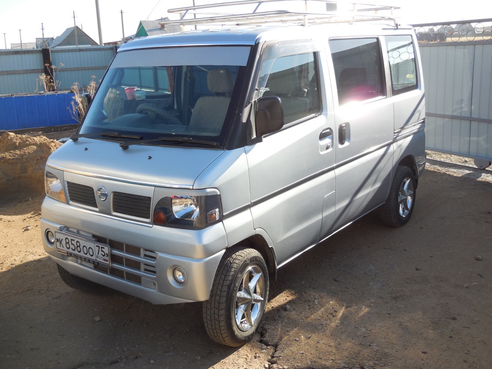 Nissan Clipper 2003