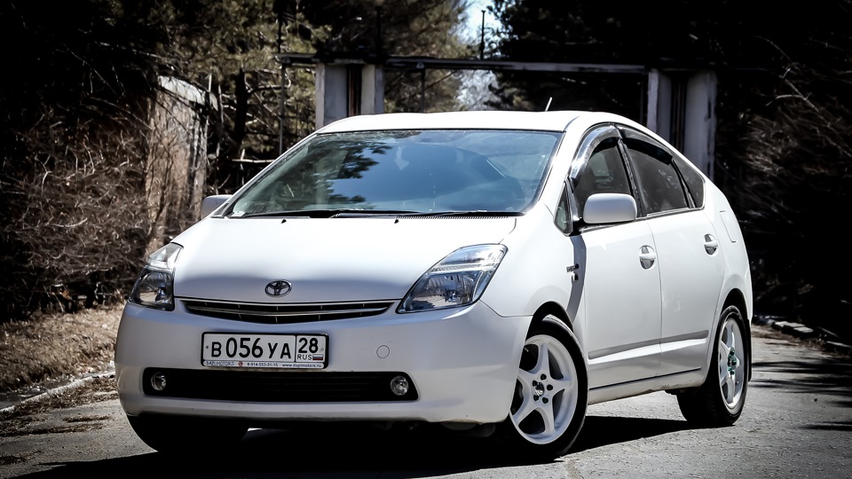 Toyota Prius 20. Приус 2008 1.5. Тойота Приус 20 кузов. Тойота Приус гибрид 20.