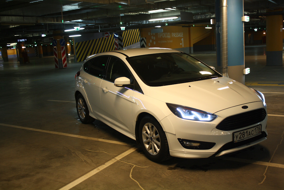 Ford Focus St серебро 2013