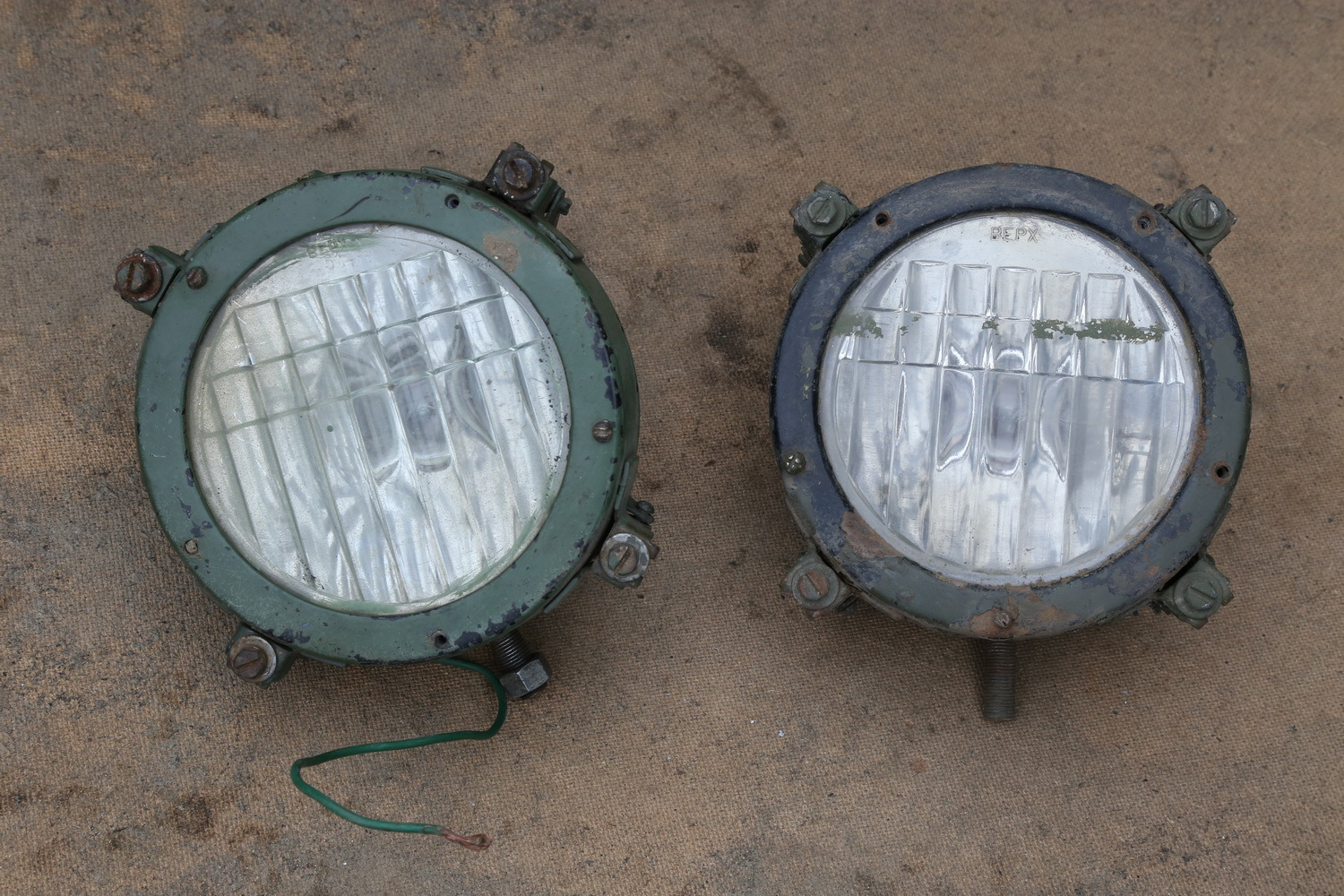 Танковая фара л4. Танковые фары т14. Мт-03 фара под ксенон. Танковые фары т14. Танковые фары.