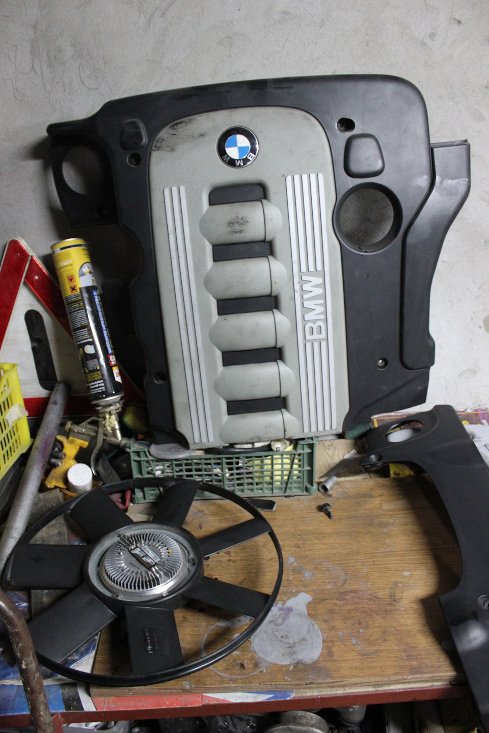 . — BMW 5 series (E39)